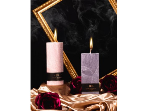 Aromatic •89• Palmių vaško žvakė (kvadratinė), maxi 7,5×7,5x20 cm