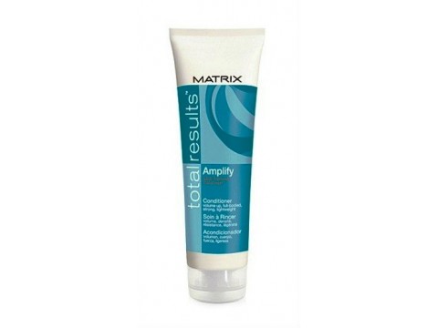 MATRIX AMPLIFY suteikiantis apimties balzamas, 250 ml.